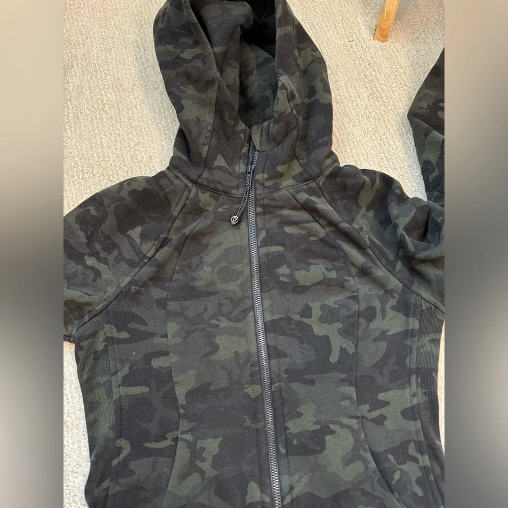 Lululemon Scuba Full-Zip Hoodie Green Camo 4